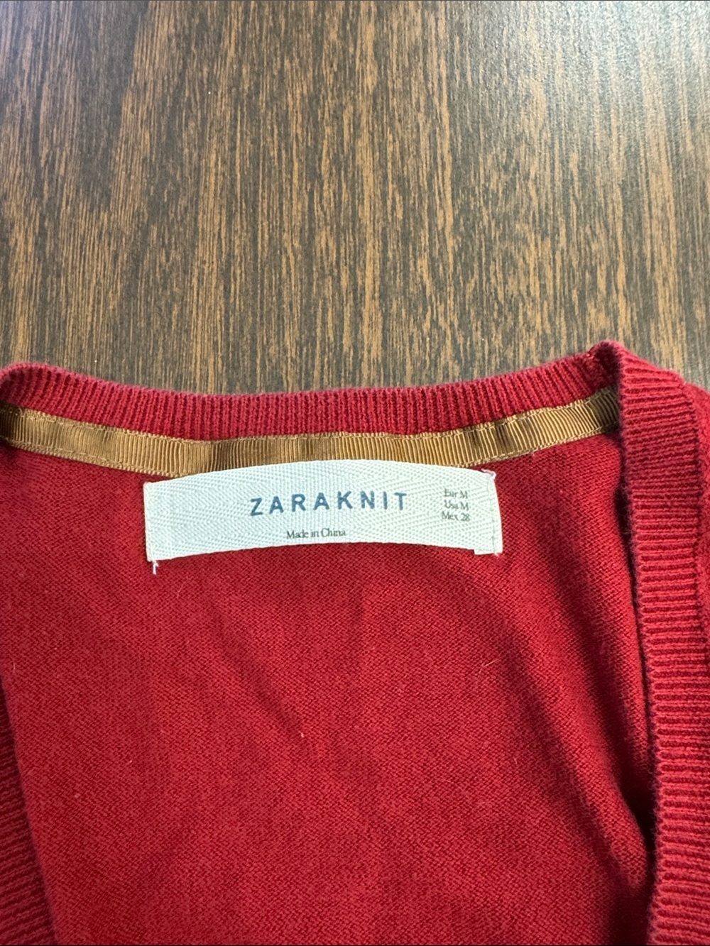 Zara Deep Red V-Neck Button Cardigan - Picture 2 of 3